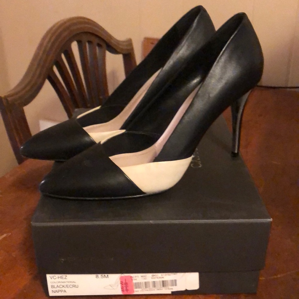 Vince Camuto pumps